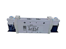 FESTO VUVG-L14-B52-T-G18-1P3 566500 Pneumatic Directional Solenoid valve