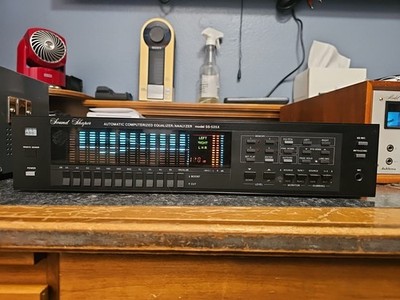 ADC Sound Shaper SS-525X Graphic Equalizer With Remote Needs Work