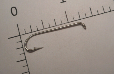 100 MUSTAD #10 PACIFIC BASS HOOKS KEY BRAND SUPERIOR TD BALL EYE TINNED 3498 D