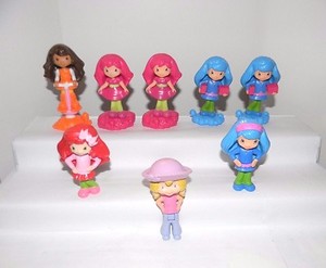 strawberry shortcake mcdonalds toys lip balm
