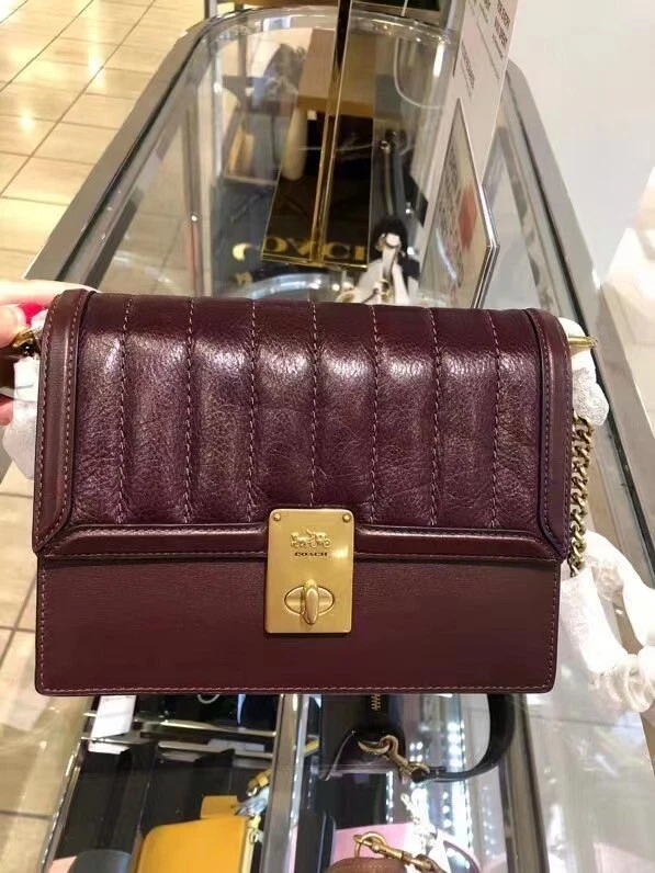 Hutton shoulder bag with quilting hot sale