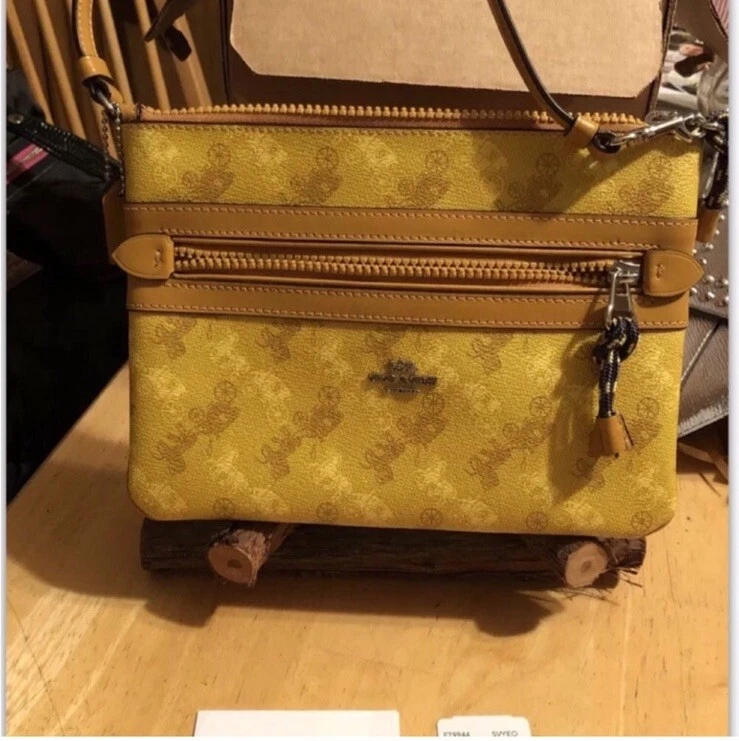 Bolsa Galería COACH Impresión Caballo y Carruaje Amarillo Multi F79944 Nueva Foto 2 de 4