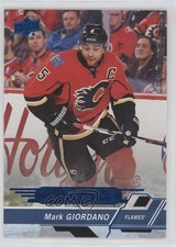 2018-19 Upper Deck Overtime Blue Foil Mark Giordano #30 xp6