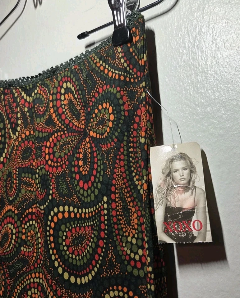 Falda XOXO Vintage Años 90 Y2K EE. UU. Paisley Floral Verano NUEVA NUEVA CON ETIQUETAS Talla Pequeña Foto 2 de 4
