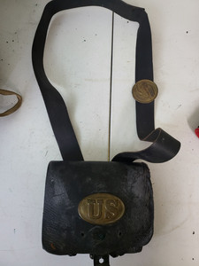 Civil War Ammo Pouch with Sling Leather Union United States  ~7 x 7.5 x 2"  used