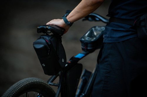 Blackburn Under Seat Bottle Bike Bag - Picture 4 of 11