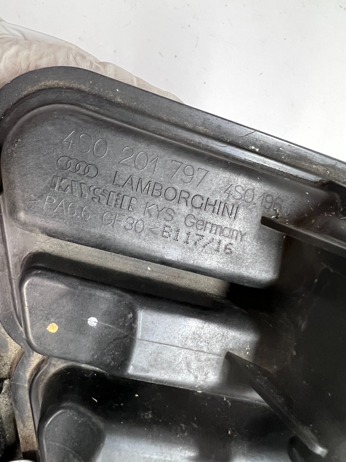 LAMBORGHINI HURACAN LP580 VAPOR FILTER ACTIVATED CHARCOAL CANISTER OEM 4S0201797