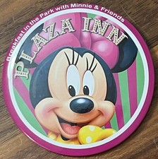Disneyland Minnie Mouse Plaza Inn Breakfast In the Park 3" Button.