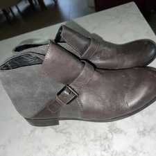 Franco Sarto "Merit" low Heel ankle Boots Brown   leather& Suede SZ  6