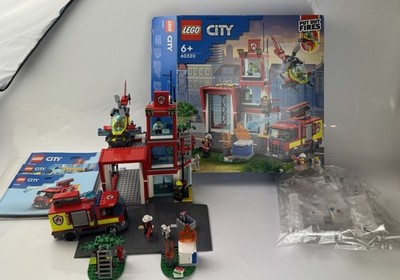 Brandneu LEGO City Feuerwache 60320 (540 Stück) NICHT MEHR IM VERKAUF