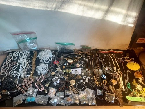 Vintage to Modern Costume Jewelry Large Lot 6.5 lbs necklaces, pendants, earring