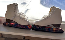DBX Classic WOMEN White Figure Skates Size US 5