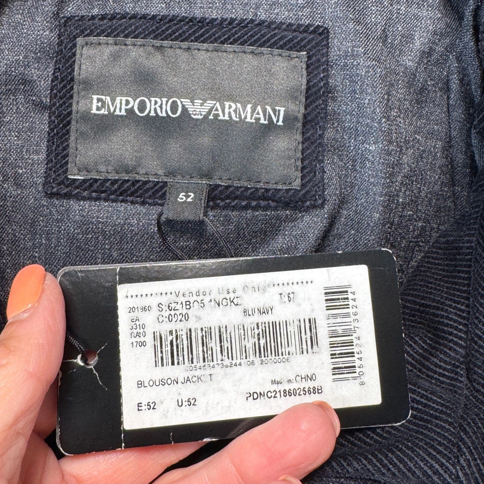 Emporio Armani Mens Puffer Jacket 52 NWT Black Hooded Down Bomber Coat Winter - product detail image 3