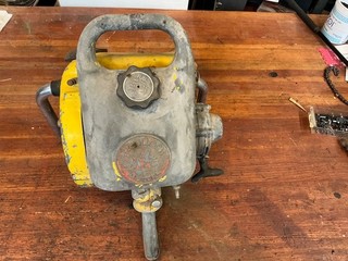McCulloch 3 25 chainsaw