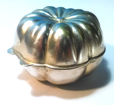 Pillen- D&ouml;schen Deckel- Dose versilbert K&uuml;rbis Frucht Jugendstil Design Vintage
