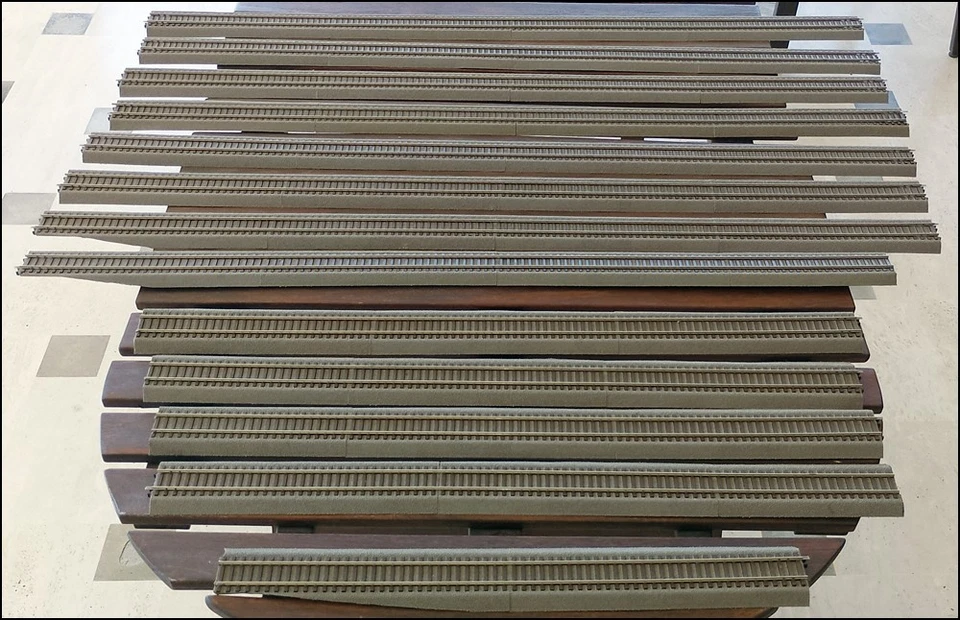 ROCO LINE lotto binari con massicciata in gomma usati HO ( vedere elenco). - Immagine 2 di 4