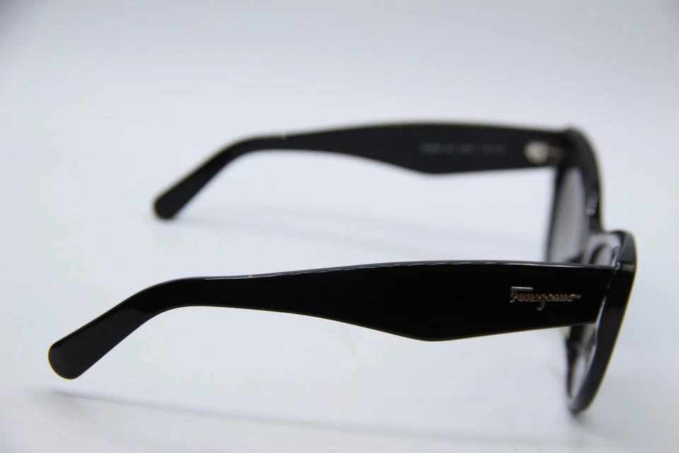 SALVATORE FERRAGAMO SF930S 001 BLACK GRADIENT AUTHENTIC SUNGLASSES 56-17 - Image 4 of 4