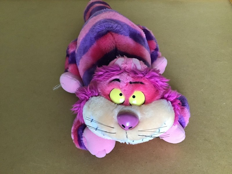 Disneyland Walt Disney World Exclusive Alice in Wonderland Cheshire Cat Plush!
