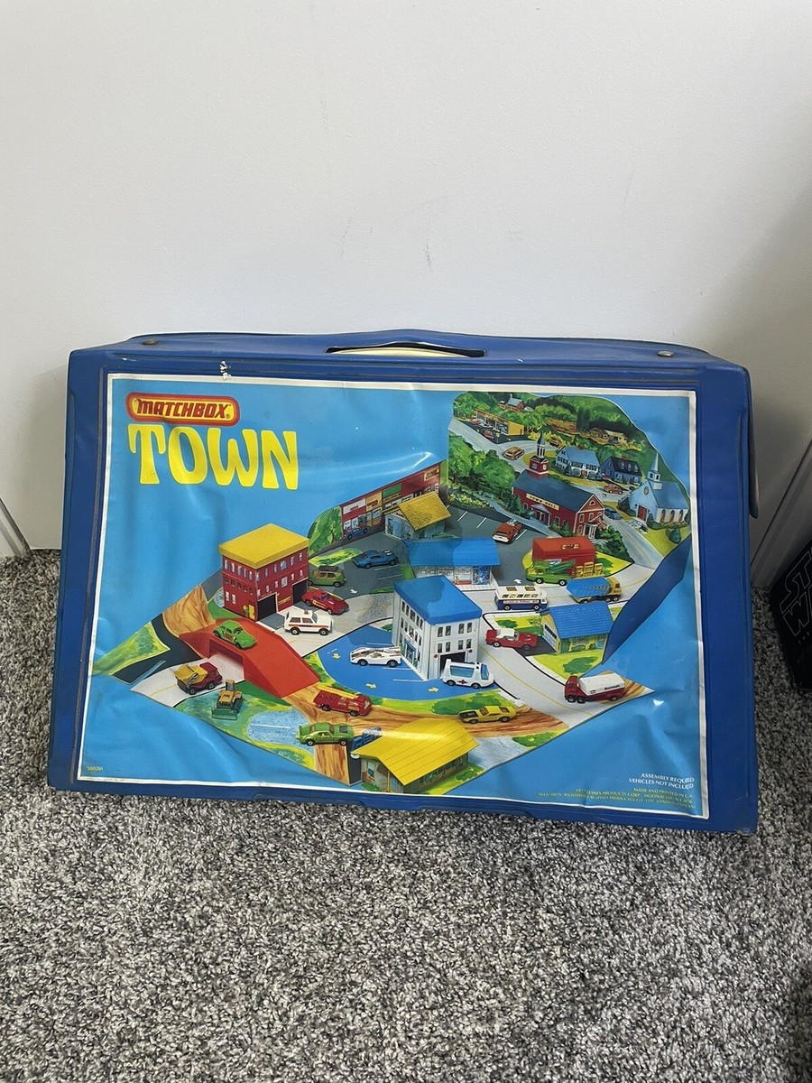 Vintage 1977 Matchbox Foldout Town Car Road Map Hospital Bank Gas