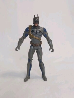 2005 BATMAN BEGINS HOVER CLAW BATMAN DC COMICS MATTEL 5'' ACTION FIGURE