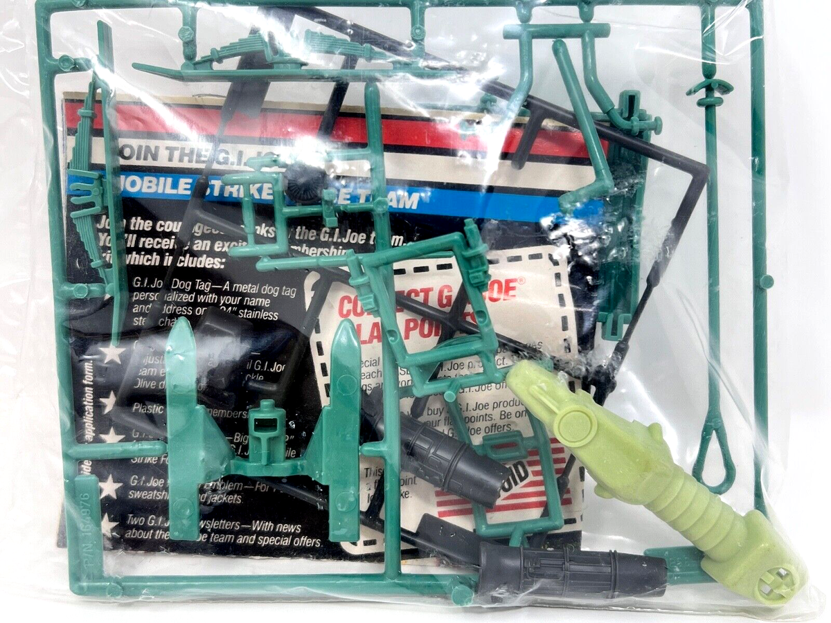 ULTRA Rare NIB NEW in Box Complete 1984 GI Joe Chameleon Swamp