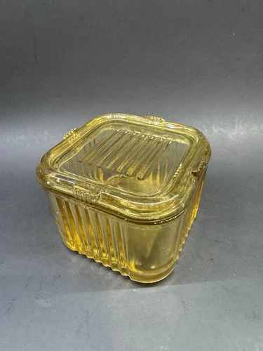 Vintage Federal Amber/Yellow Refrigerator Ribbed Dish  Lid Depression Glass