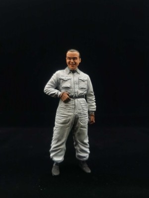 1: 18 figure car model with Carrariola paired CMC Exoto without car doll only