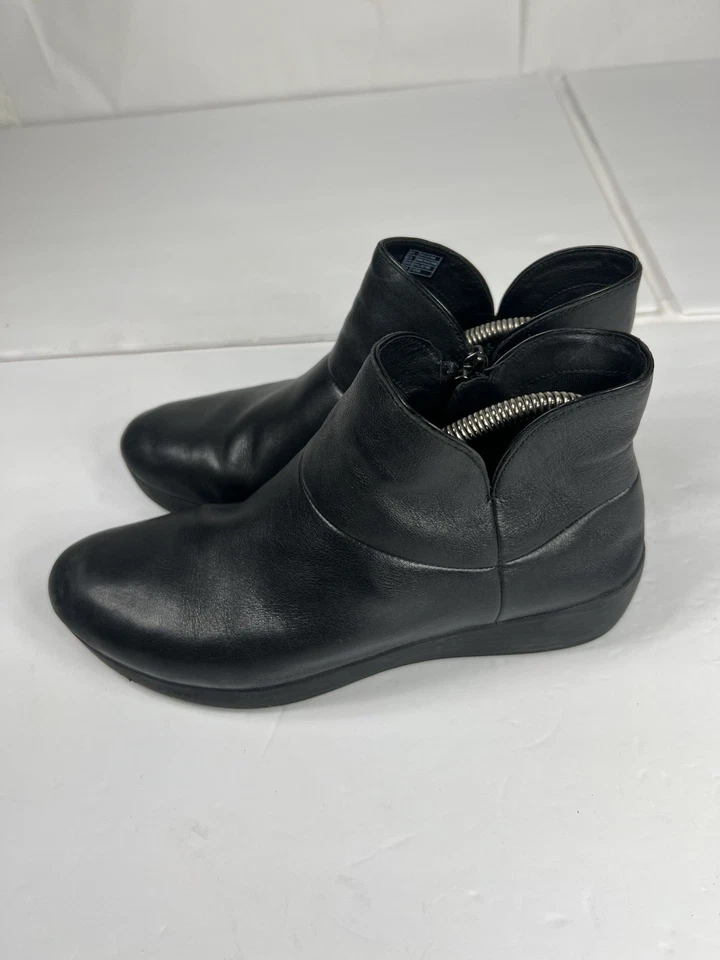 FitFlop 女式 8 码 Supermod 靴子闪亮皱漆皮 C68-001 — 第 4/4 张图片