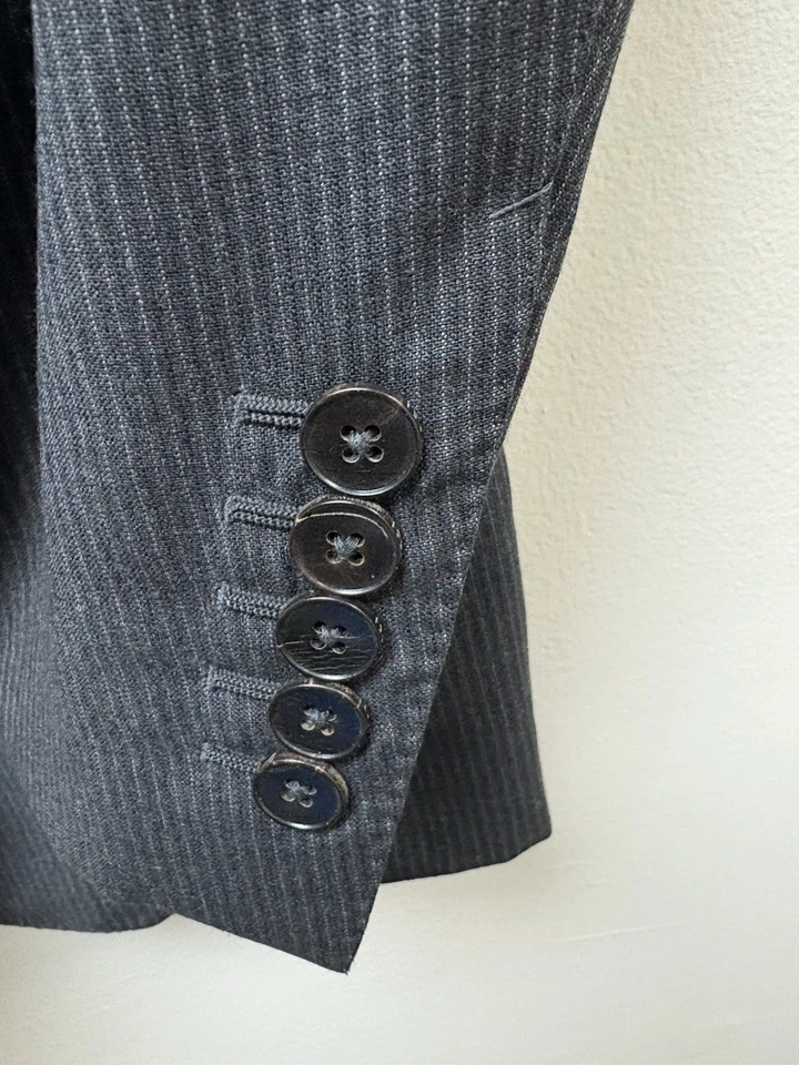 Vintage Gucci Wool Tom Ford Era   Blazer Men Size 46  Black W/ Grey Stripes - Image 4 of 4