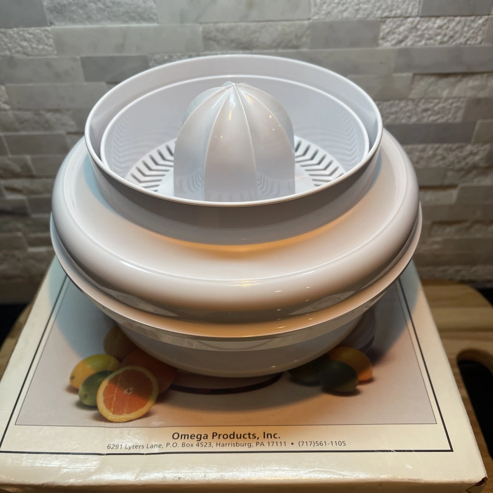 Omega Optional Citrus Juicer Attachment Model No. 1500 Citrus Orange Lemon Lime
Opens in a new windo