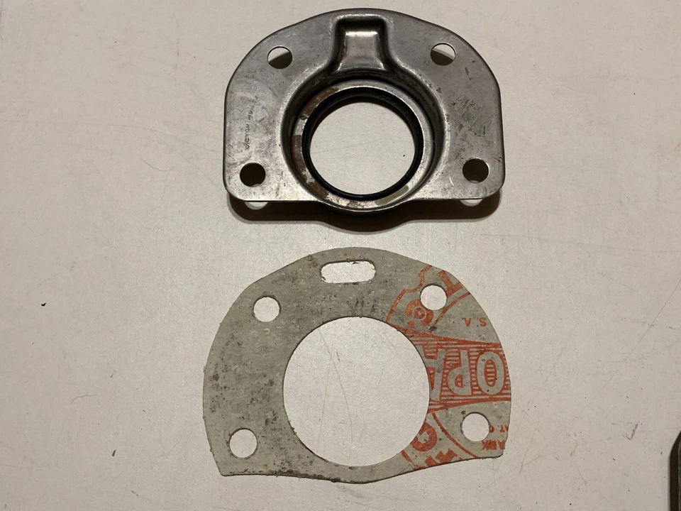 1940 - 1948 NASH RUEDA TRASERA JUNTA EJE EXTERIOR - ESTÁNDAR 798 Foto 3 de 4