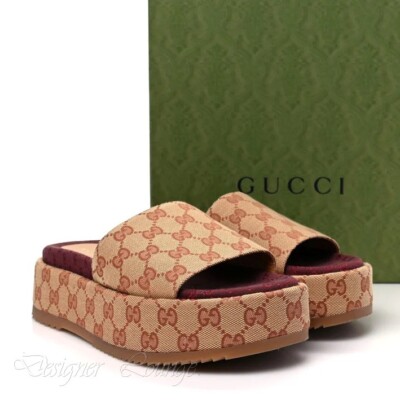 Womens GUCCI GUCCI Original GG Slide Sandals Sandals 37 CML 573018