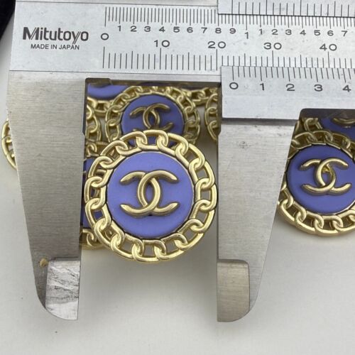 10 CHANEL BUTTONS GOLD BLUE CC LOGO METAL 23MM VINTAGE - Picture 9 of 10