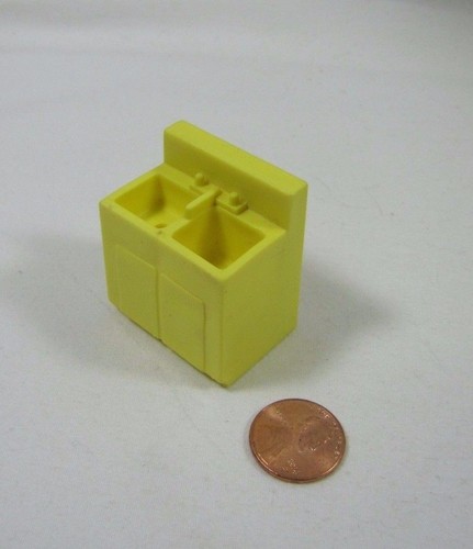 Vintage Fisher Price Dollhouse #909 YELLOW KITCHEN DOUBLE SINK Rare Rooms #729 - Picture 2 of 3