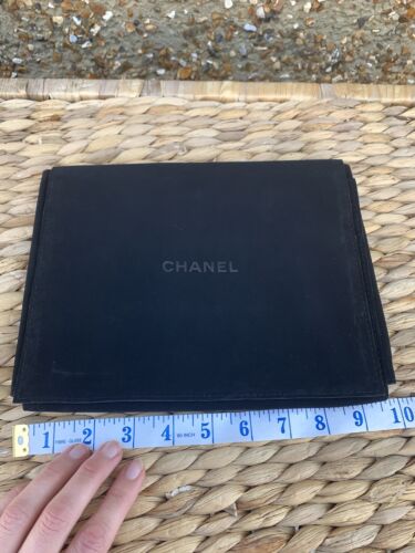 Chanel Jewellery Pouch for necklace/chain - Picture 1 of 4