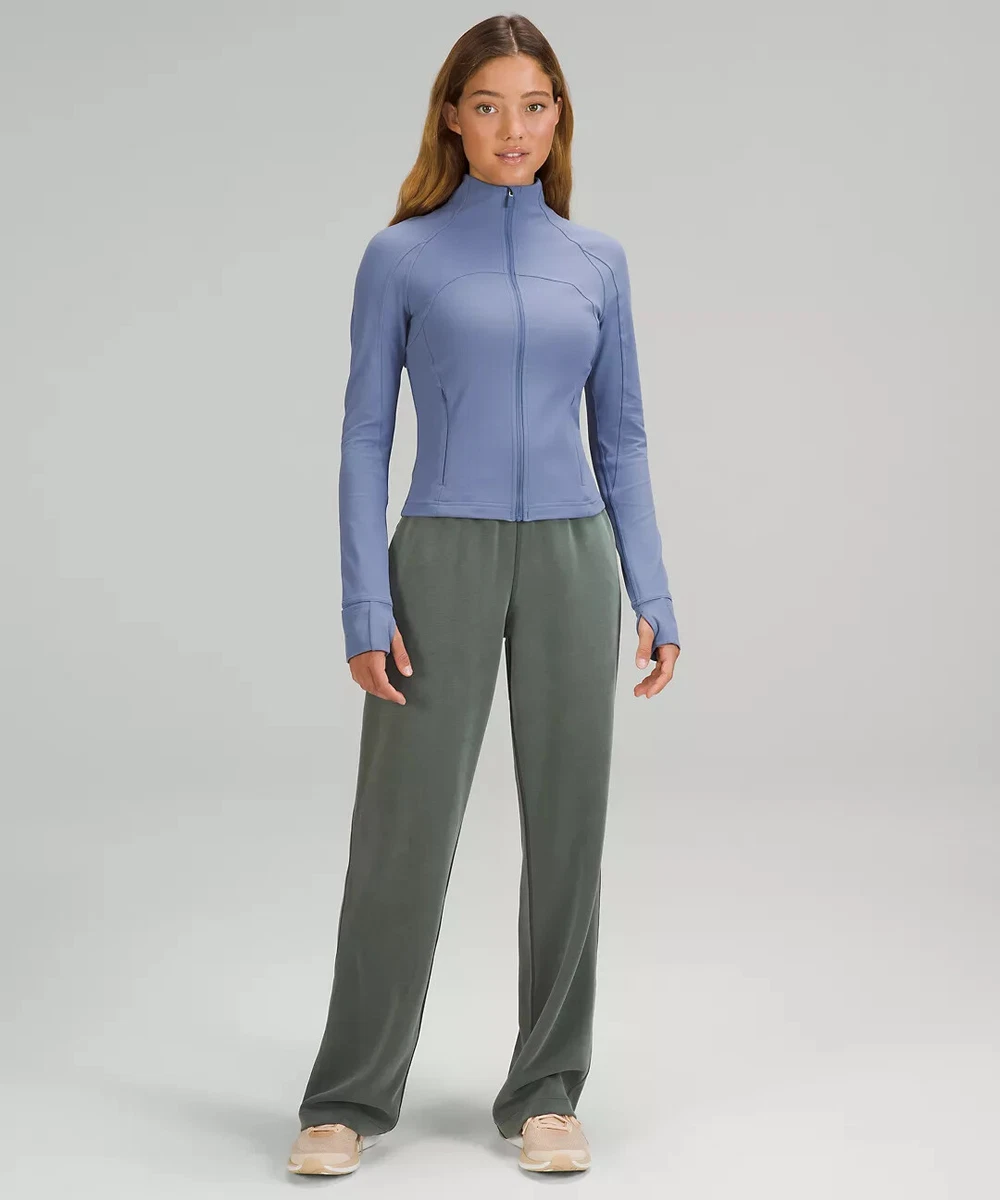 Lululemon Define Cropped Jacket Nulu with secure pockets - Retail $118