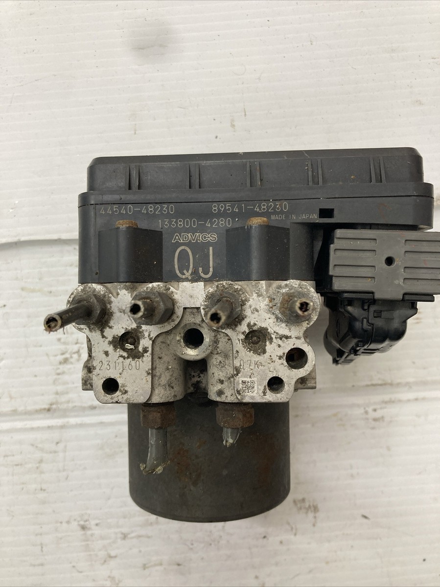 2008 TOYOTA HIGHLANDER Anti Lock Brake Pump Module ABS AWD 44540
