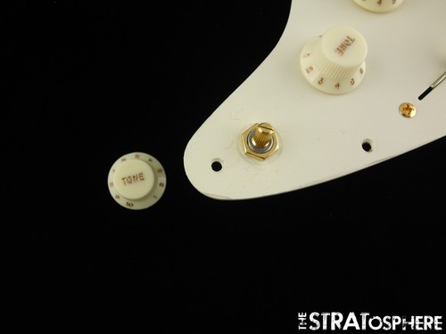 USA Fender Custom Shop Ltd 70th Annie Strat GH NOS LOADED PICKGUARD "GR" $10 OFF - Picture 3 of 3