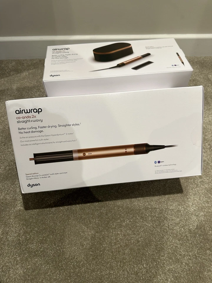 Airwrap Co-anda 2x™ multi-styler Straight to Wavy Amber Silk / Pink Champagne - Image 2 of 4