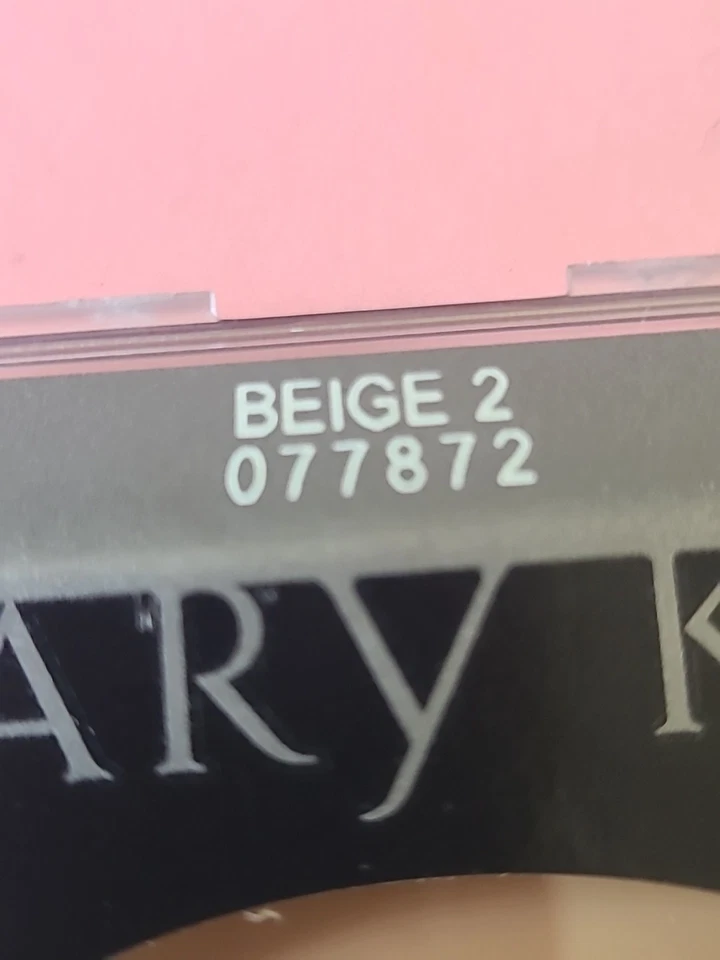 Mary Kay Endless Performance Creme-Puder-Foundation, 0,35 Unzen, 10 g Beige 2 - Bild 3 von 4