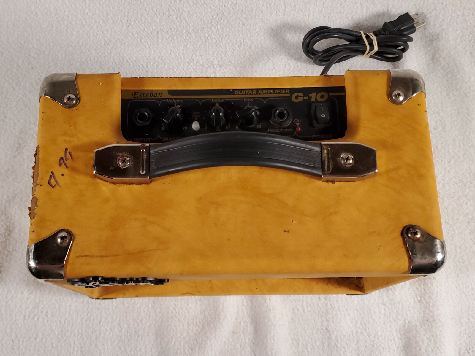 Esteban G10 Electric/Accoustic Portable Guitar 12 Watt Amp/Amplifier