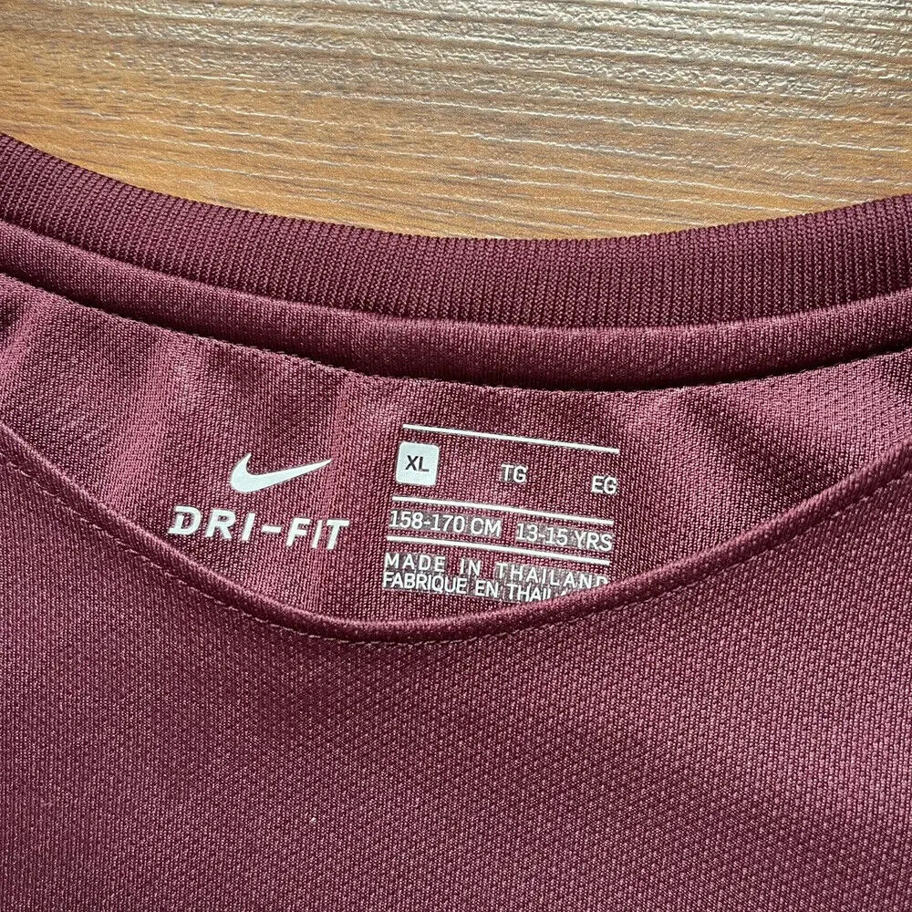 SIZE “YXL” BARCELONA NIKE 2017/2018 THIRD FOOTBALL JERSEY SIZE “YXL” BARCELONA NIKE 2017/2018 THIRD FOOTBALL JERSEY