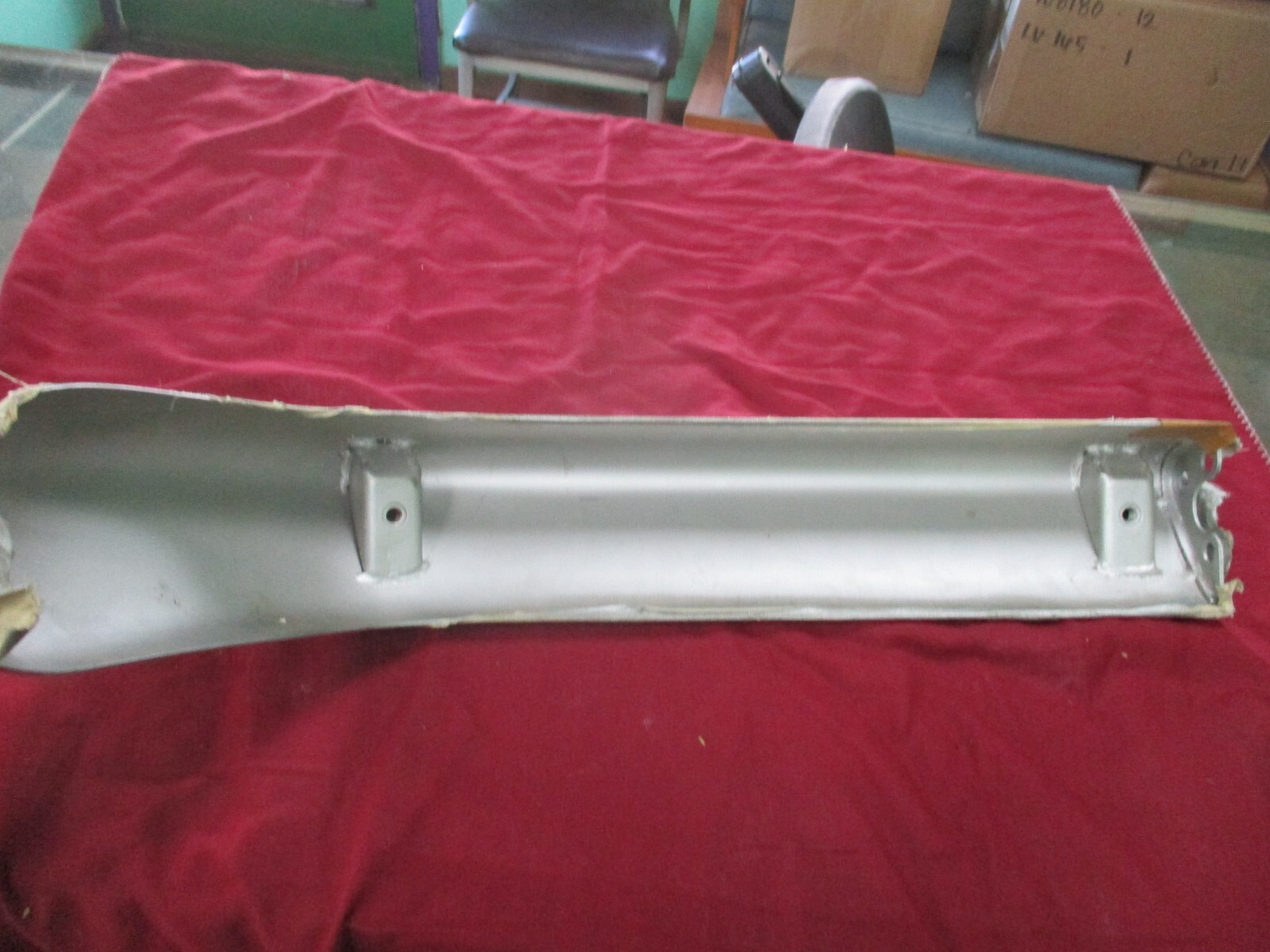 Rolls Royce Corniche, Silver Shadow, Bentley T left front bumper UR13555 NOS