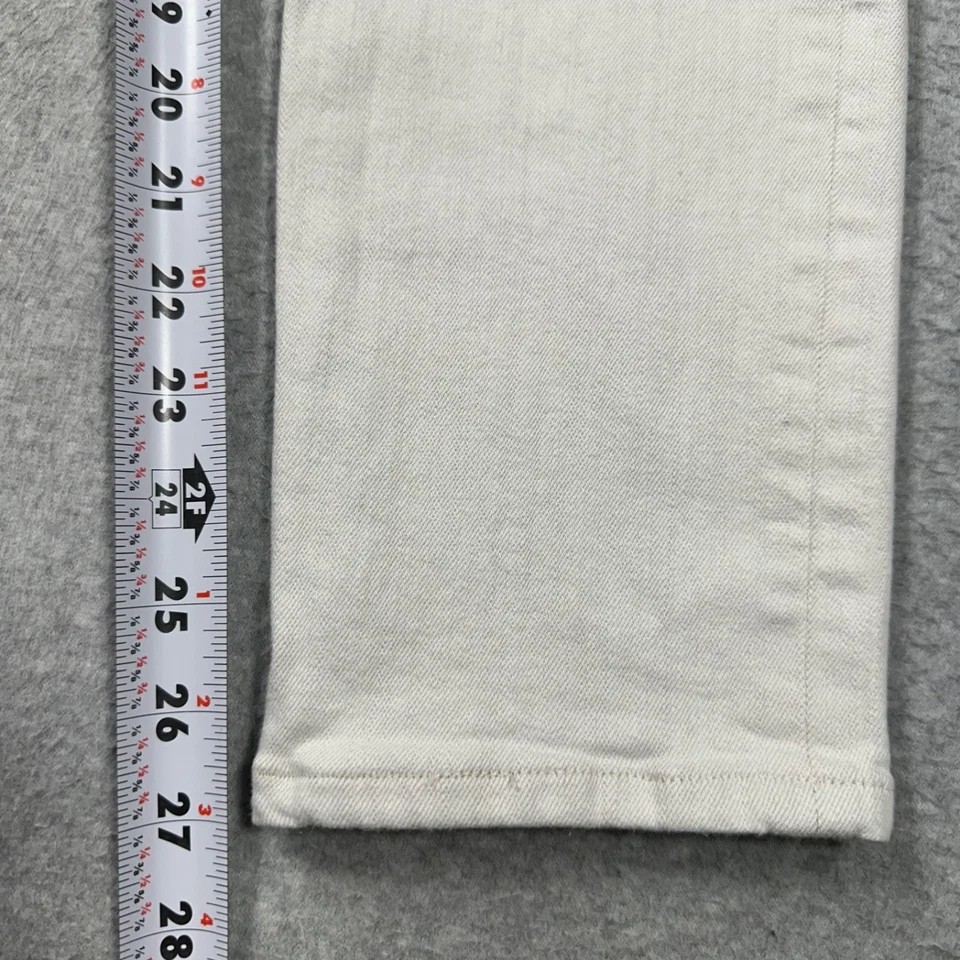 Theory Brewster Plaster Denim Jeans Women's Size 32 (31Wx27) High-Rise White - Image 4 of 4