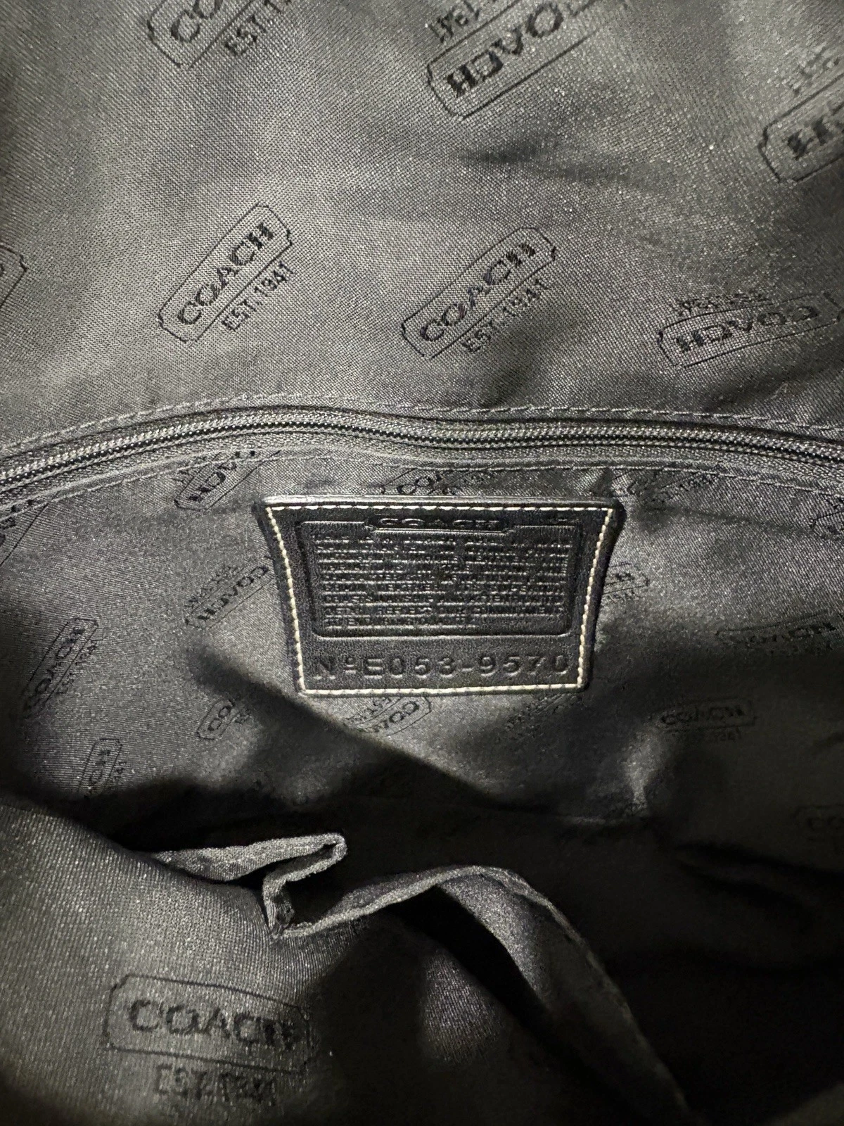 Borsa a tracolla Coach Hampton in pelle nera 9570 tracolla in morbida pelle vintage