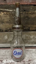 ESSO 1 Qt. Glass Motor Oil Bottle with Tin Master Mfg. Co. Spout & Cap