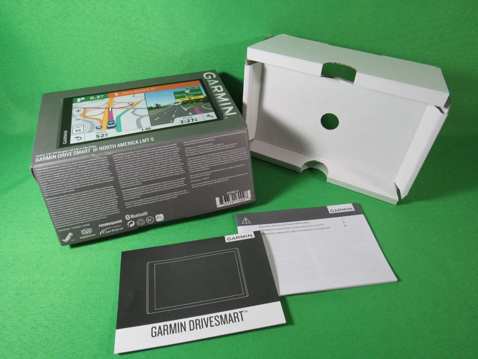 Garmin DriveSmart 61 LMT-S GPS Navigator with Mount Kit & Base Bundle & Box - Image 2 of 4