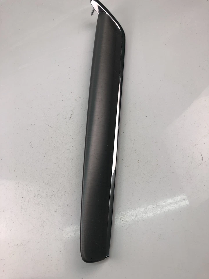 VOLVO S90 II Door Window Strip 31417333 2018 24702730 - image 2 of 4