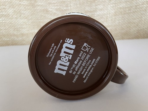 Mars M & M ****Las Vegas**** Collectable Plastic Mug 2019 ****Isabella**** - Picture 7 of 10