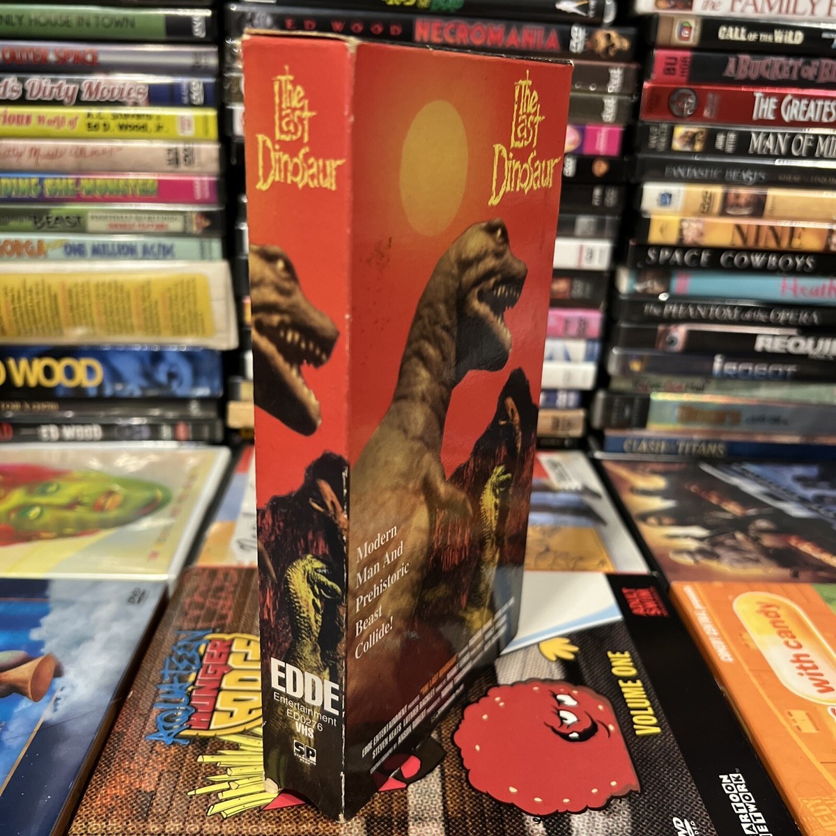 The Last Dinosaur 1977 VHS Movie Richard Boone Rankin / Bass